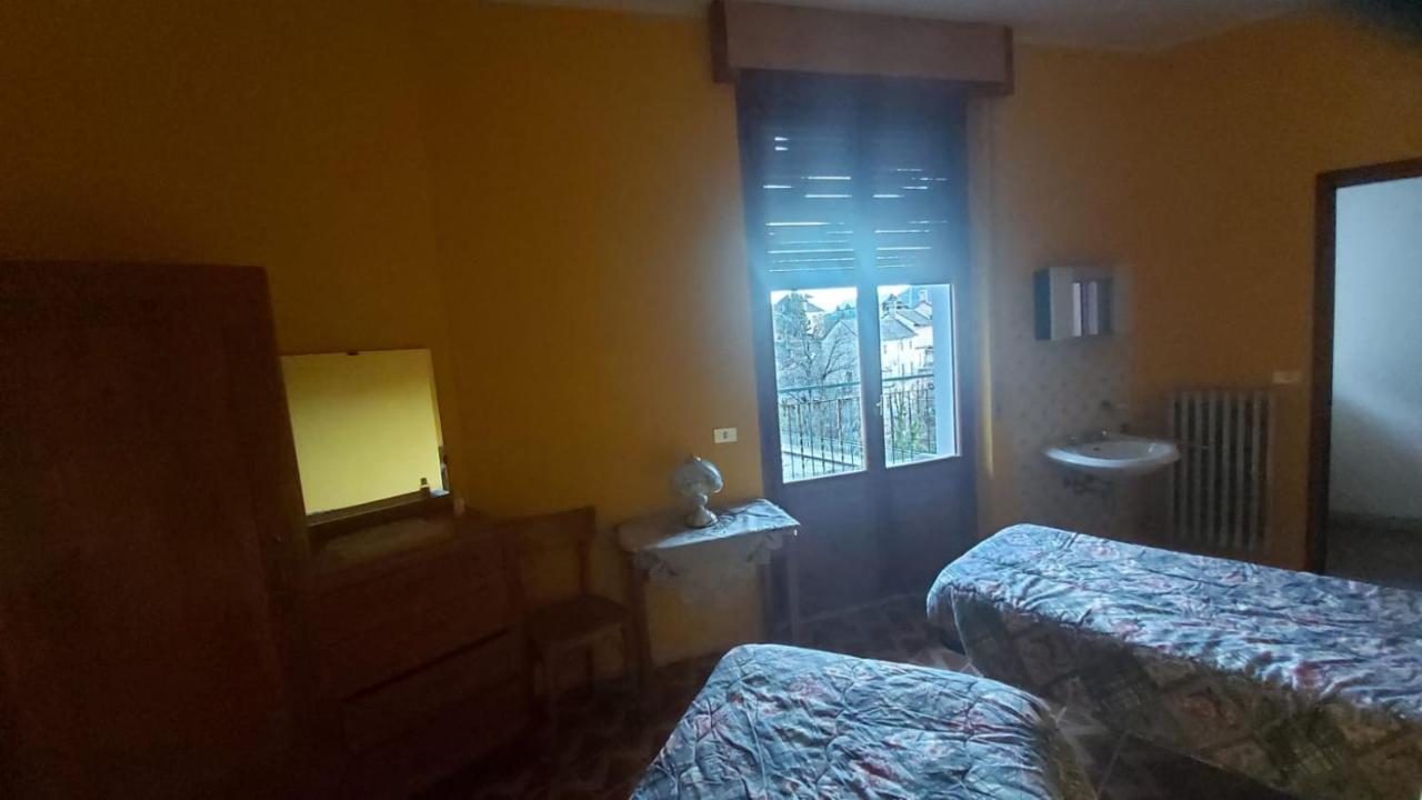 Locanda Marconi Hotell Craveggia Exteriör bild